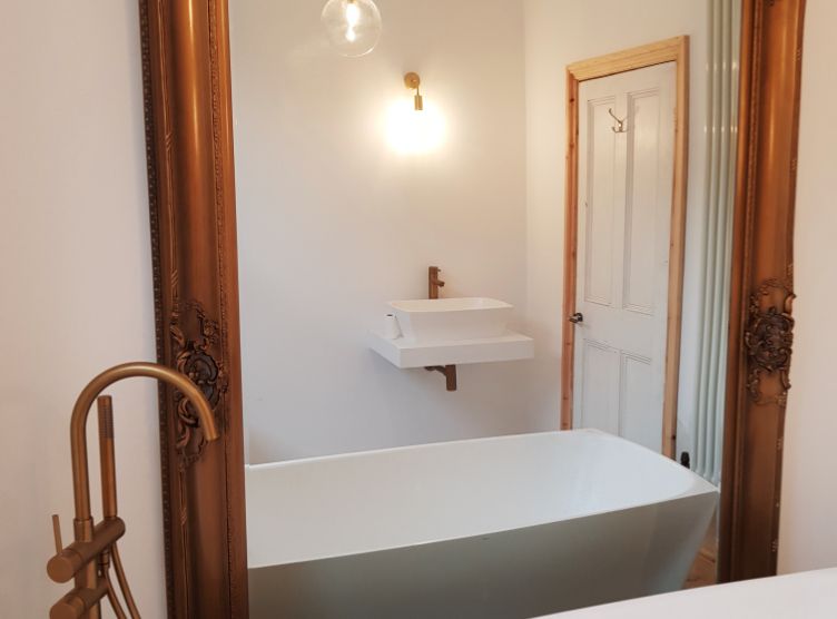 bathroom plumbing London